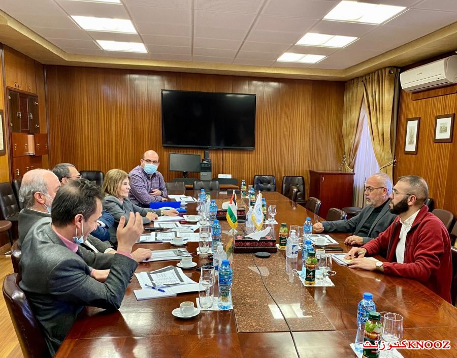  النائب السعدي يجتمع برئيس وعمداء جامعة النجاح الوطنية